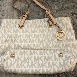 Micheal Kors Bag